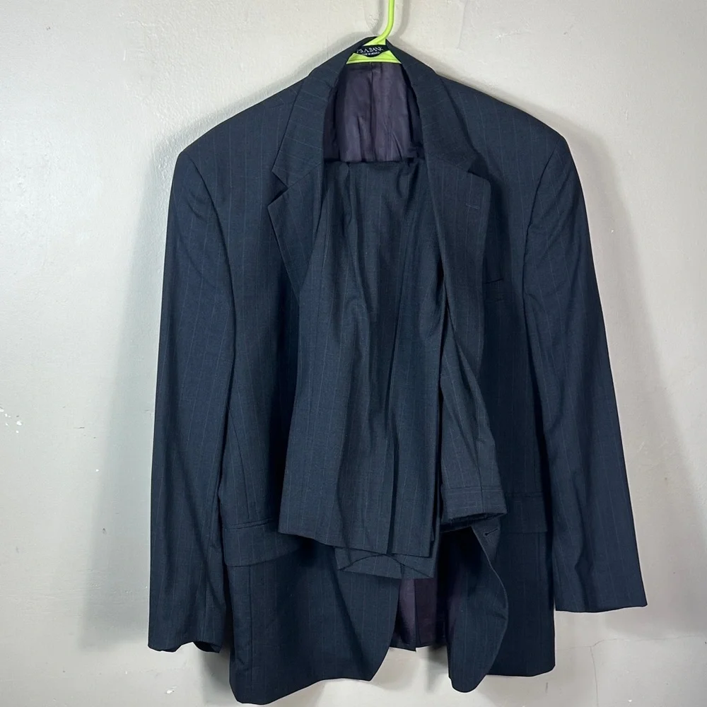 Jos. A. Bank classic men